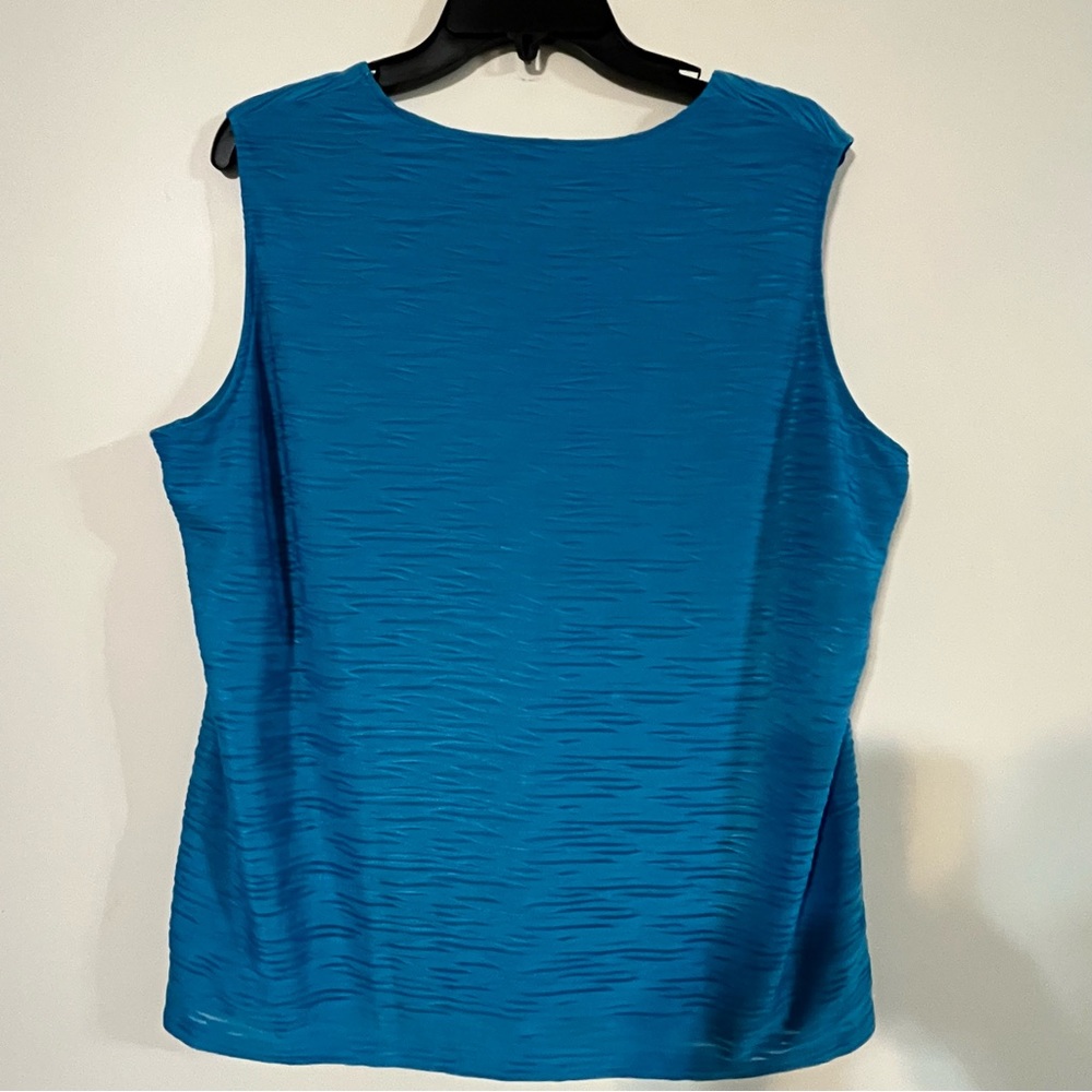 Allison Daley two piece sleeveless top and 3/4 sleeve cardigan. Size 1X - Picture 4 of 8